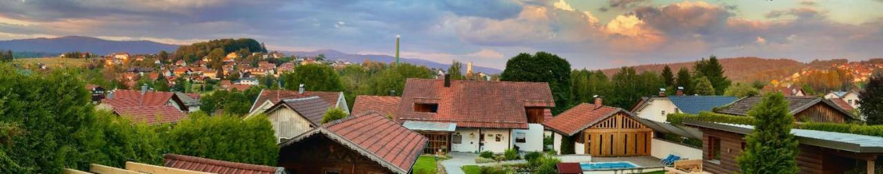 Ferienwohnung "Auszeit" Mit Garten Sankt Oswald-Riedlhuette Exterior photo